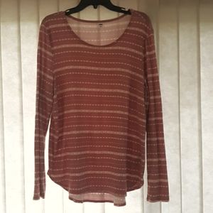 Old Navy pink long sleeve soft shirt size xl